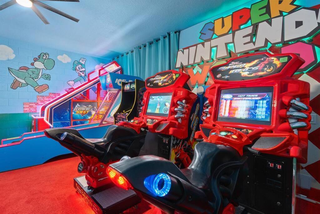 Family Fun Retreat Themed Rooms Free Arcade Pool Davenport Extérieur photo